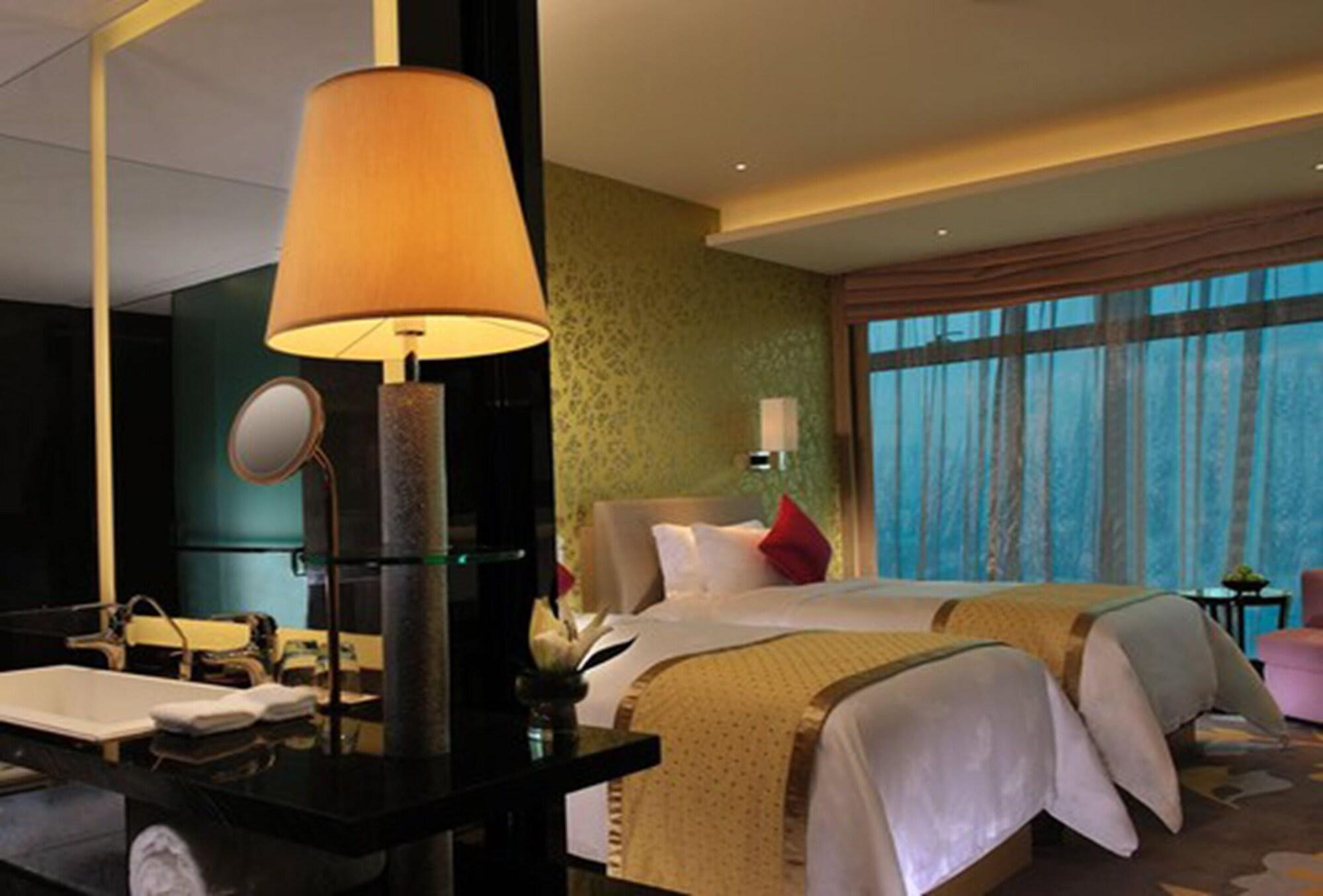 Wongtee V Hotel Shenzhen Buitenkant foto