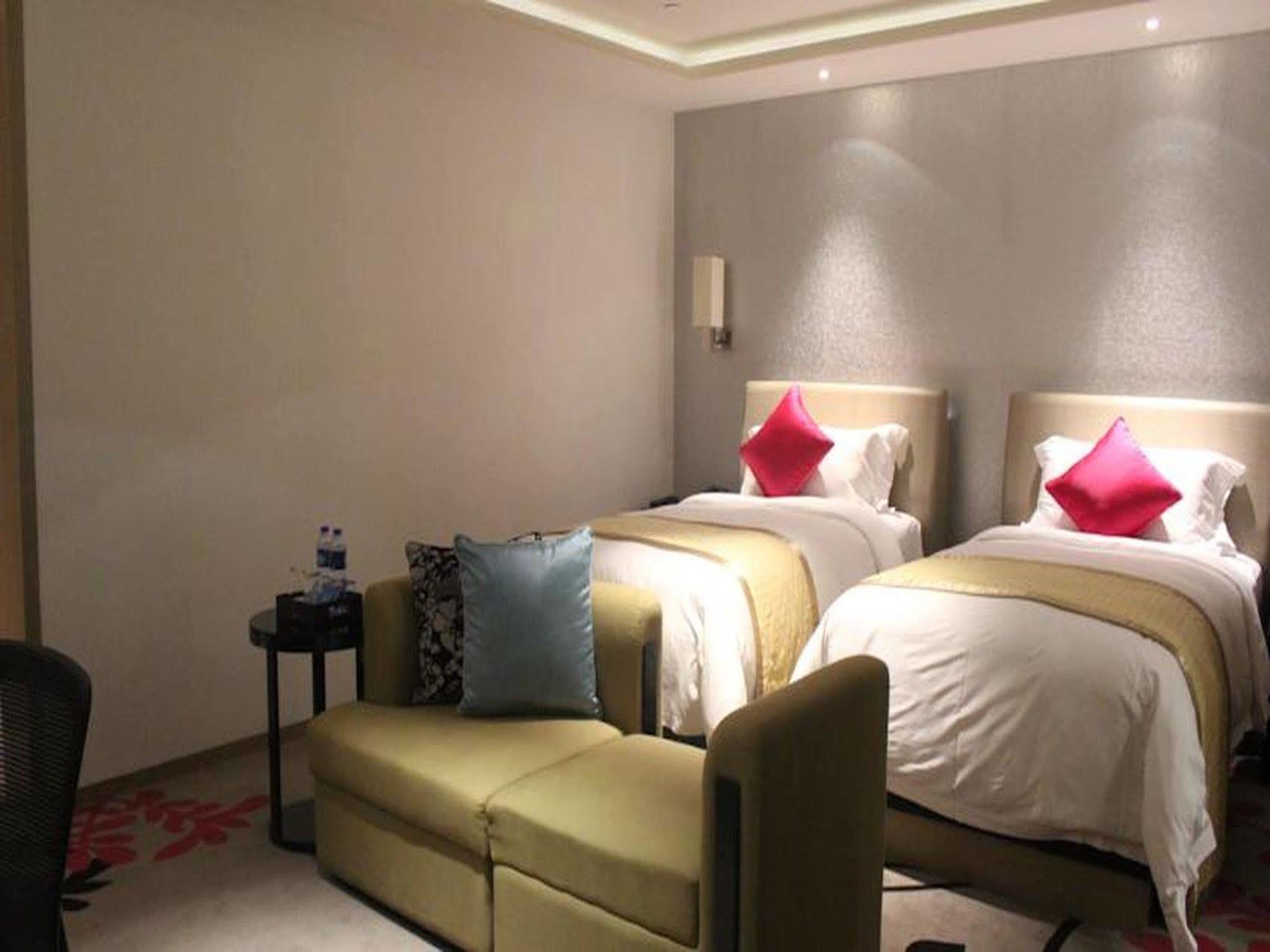 Wongtee V Hotel Shenzhen Buitenkant foto
